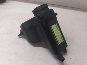 Used Expansion vessel BMW 3 serie Touring (E91) 320i 16V Price on request offered by Autodemontage van de Laar
