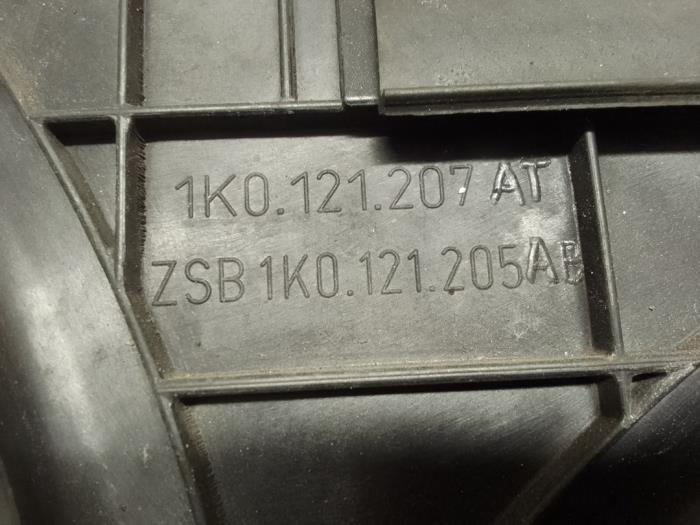 Aleta de refrigeración de un Audi TT (8J3) 2.0 TFSI 16V 2008