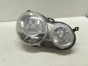 Used Headlight, right Volkswagen Polo IV (9N1/2/3) 1.2 Price € 60,00 Margin scheme offered by Autodemontage van de Laar