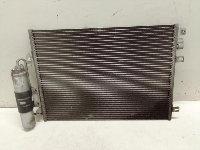 Begagnade AC-radiator Dacia Logan MCV I (KS) 1.6 Pris € 70,00 Marginaltabell erbjuds av Autodemontage van de Laar