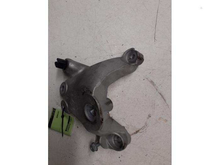 Engine mount from a Renault Clio V (RJAB)  2022