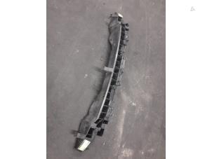Used Rear bumper frame Renault Clio III Estate/Grandtour (KR) 1.2 16V TCE 100 Price on request offered by Autodemontage van de Laar