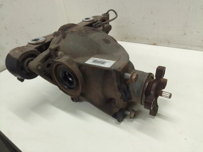 Rear differential from a Mercedes-Benz Vito (447.6) 2.0 114 CDI 16V 4x4 2020