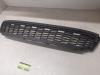Bumper grille from a Volkswagen Polo V (6R), 2009 / 2017 1.2 TSI, Hatchback, Petrol, 1.197cc, 66kW (90pk), FWD, CBZC, 2011-05 / 2014-05 2012
