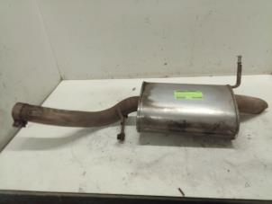 Used Exhaust rear silencer Mercedes Vito (447.6) 2.0 114 CDI 16V 4x4 Price € 90,75 Inclusive VAT offered by Autodemontage van de Laar