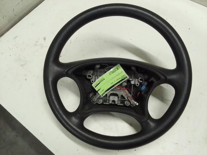 Steering wheel from a Peugeot Partner Combispace 1.6 16V 2006