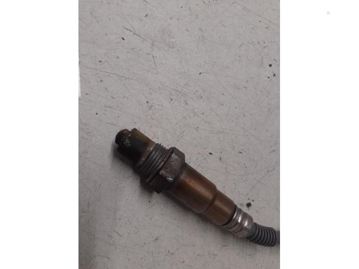 Sonde lambda d'un Ford Focus 3 Wagon 1.0 Ti-VCT EcoBoost 12V 100 2018