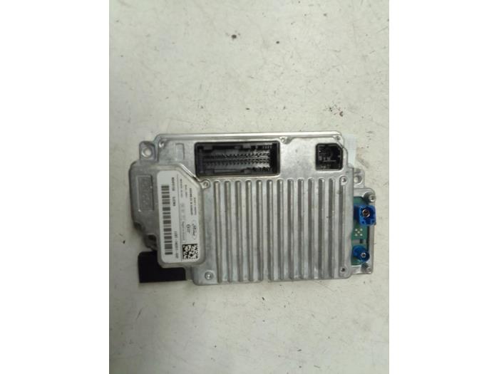 Multi-media control unit from a Ford Transit Courier 1.5 TDCi 75 2022