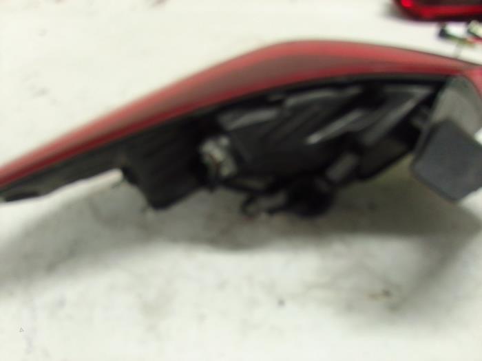 Taillight, right from a Kia Xceed 1.4 T-GDI 16V 2020