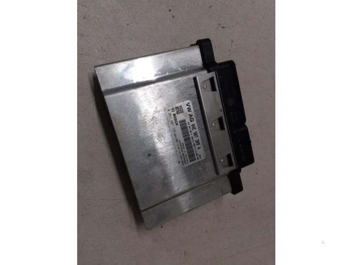 Used Engine management computer Seat Leon (5FB) 1.2 TSI Ecomotive 16V Price € 100,00 Margin scheme offered by Autodemontage van de Laar