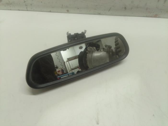Usados Retrovisor interior Citroen Jumpy 2.0 Blue HDI 180 Precio € 30,25 IVA incluido ofrecido por Autodemontage van de Laar