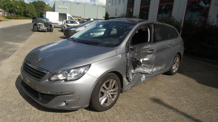 Usados Subchasis Peugeot 308 SW (L4/L9/LC/LJ/LR) 1.6 BlueHDi 120 Precio de solicitud ofrecido por Autodemontage van de Laar