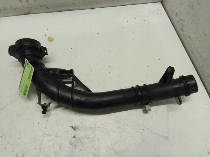 Turbo pipe from a Mercedes-Benz A (177.0) 2.0 A-220 Turbo 16V 2020