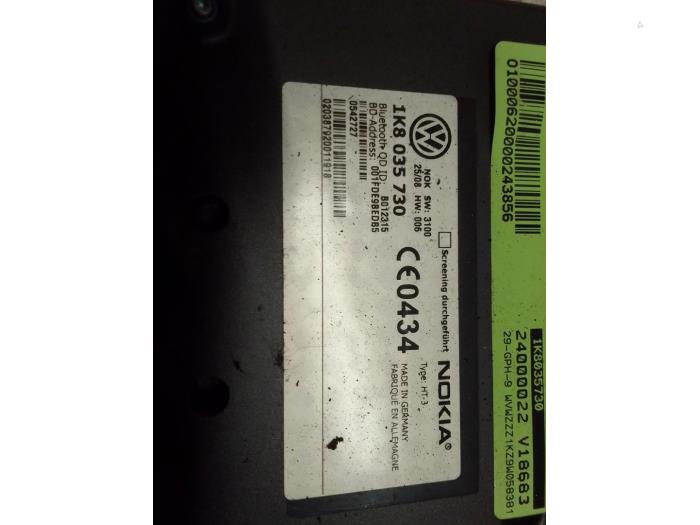 Używane Modul Bluetooth Volkswagen Golf V (1K1) 1.9 TDI Cena € 75,00 Procedura marży oferowane przez Autodemontage van de Laar