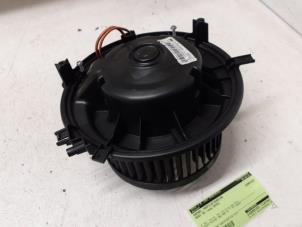 Used Heating and ventilation fan motor Audi A3 Sportback (8VA/8VF) 1.0 30 TFSI 12V Price on request offered by Autodemontage van de Laar