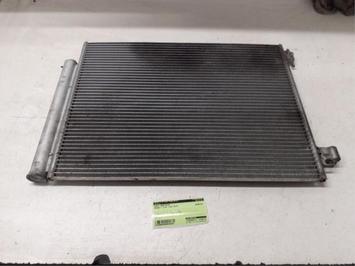 Air conditioning radiator from a Renault Clio IV Estate/Grandtour (7R) 1.5 Energy dCi 90 FAP 2015