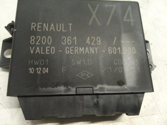 Usados Módulo PDC Renault Laguna II Grandtour (KG) 2.2 dCi 150 16V Precio € 30,00 Norma de margen ofrecido por Autodemontage van de Laar