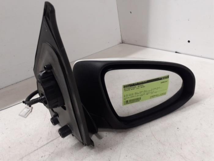 Wing mirror, right from a Toyota Aygo (B40) 1.0 12V VVT-i 2019