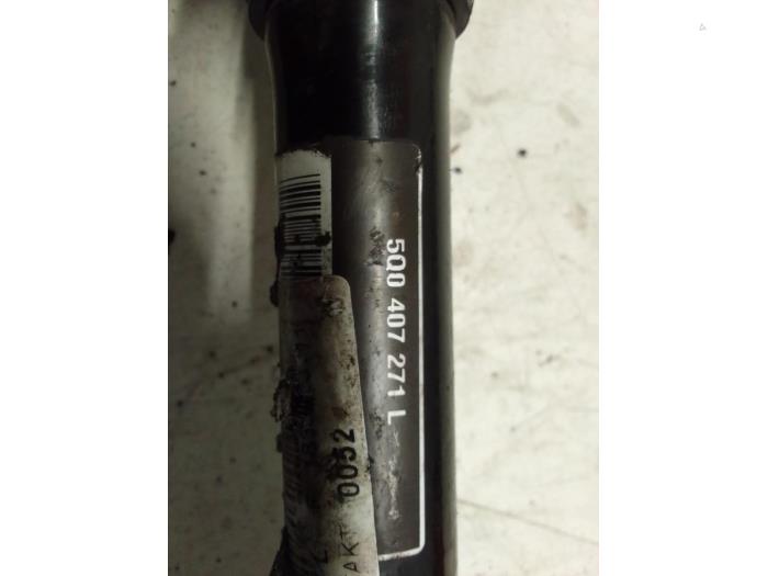 Front drive shaft, left from a Volkswagen Golf VII (AUA) 2.0 GTD 16V 2015