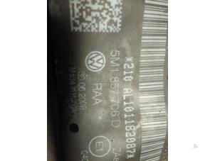 Used Front seatbelt, right Volkswagen Golf Plus (5M1/1KP) 1.4 TSI 122 16V Price € 100,00 Margin scheme offered by Autodemontage van de Laar