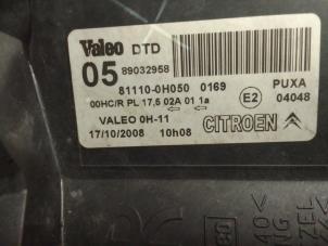 Usagé Optique avant principal droit Citroen C1 1.0 12V Prix € 50,00 Règlement à la marge proposé par Autodemontage van de Laar