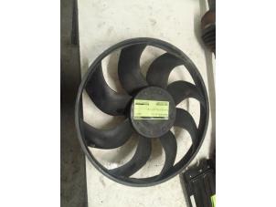 Used Fan motor Renault Master IV (MA/MB/MC/MD/MH/MF/MG/MH) 2.3 dCi 150 16V Price € 73,81 Inclusive VAT offered by Autodemontage van de Laar