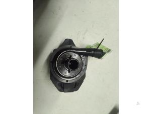 Used Additional water pump Renault Master IV (MA/MB/MC/MD/MH/MF/MG/MH) 2.3 dCi 150 16V Price € 90,75 Inclusive VAT offered by Autodemontage van de Laar