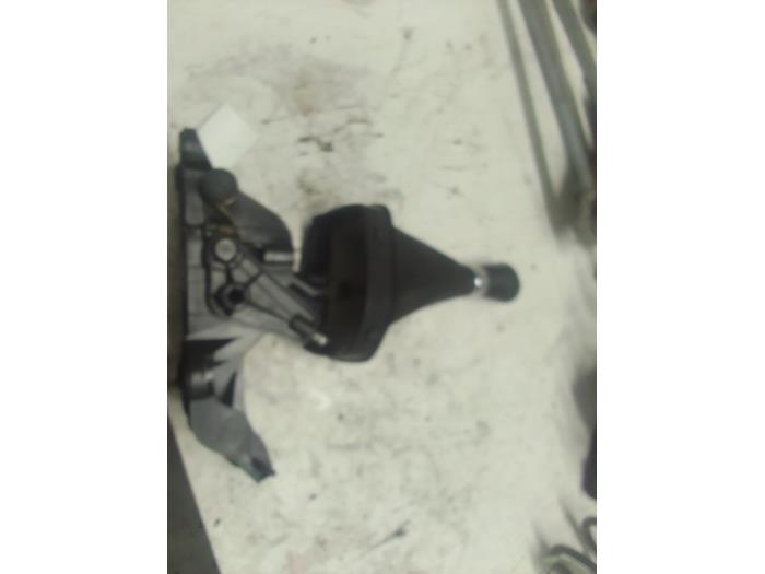 Gear stick from a Ford Transit Courier 1.5 TDCi 75 2015