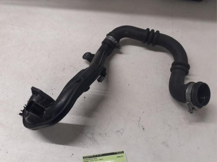 Gebrauchte Intercooler Rohr Renault Clio III (BR/CR) 1.2 16V TCe 100 Preis € 35,00 Margenregelung angeboten von Autodemontage van de Laar