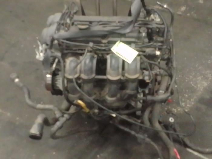 Motor van een Ford Mondeo IV Wagon 1.6 Ti 16V 2007