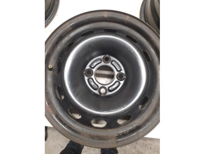 Wheel from a Ford Transit Courier 1.5 TDCi 75 2015