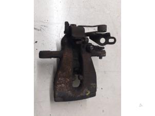 Used Rear brake calliper, right Ford Mondeo IV Wagon 1.6 Ti 16V Price on request offered by Autodemontage van de Laar