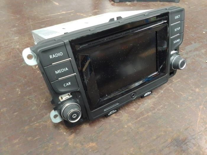 Radio from a Volkswagen Polo V (6R)  2017