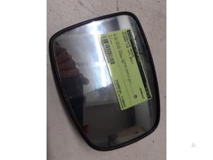 Used Mirror glass, right Hyundai i10 (F5) 1.1i 12V Price on request offered by Autodemontage van de Laar