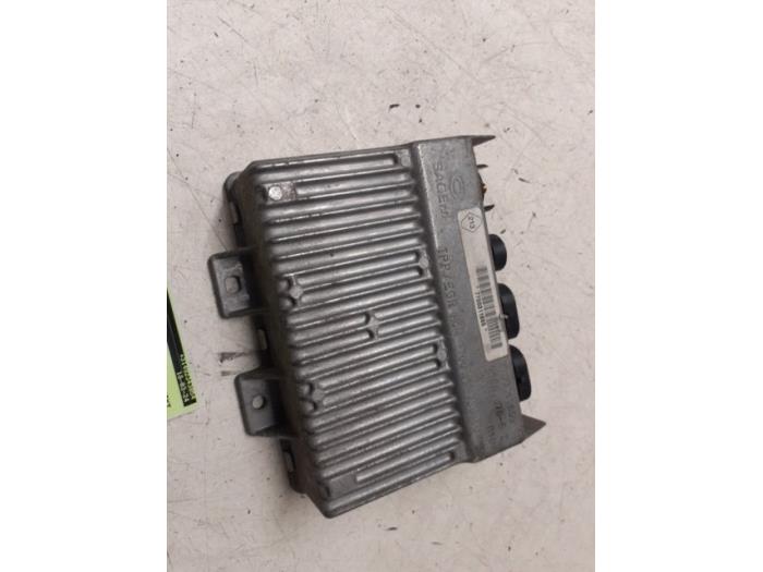 Used Engine management computer Opel Movano (4A1; 4A2; 4B2; 4B3; 4C2; 4C3) 2.5 D Price on request offered by Autodemontage van de Laar