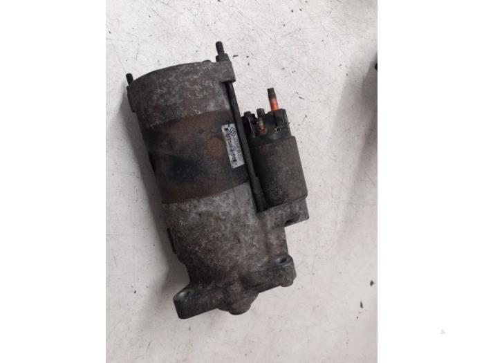 Used Starter Opel Movano (4A1; 4A2; 4B2; 4B3; 4C2; 4C3) 2.5 D Price on request offered by Autodemontage van de Laar