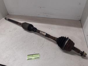 Used Front drive shaft, right Opel Movano (4A1; 4A2; 4B2; 4B3; 4C2; 4C3) 2.5 D Price on request offered by Autodemontage van de Laar
