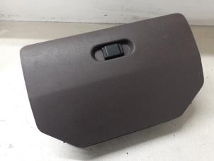 Used Glovebox Opel Movano (4A1; 4A2; 4B2; 4B3; 4C2; 4C3) 2.5 D Price on request offered by Autodemontage van de Laar