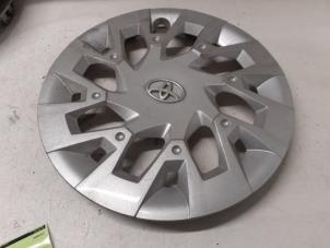 Used Wheel cover (spare) Toyota Aygo (B40) 1.0 12V VVT-i Price € 10,00 Margin scheme offered by Autodemontage van de Laar