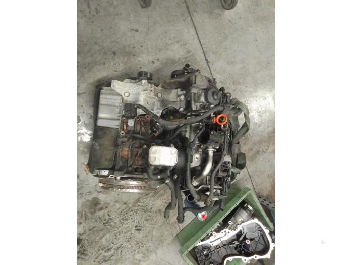 Motor de un Volkswagen Golf VI (5K1) 2.0 TDI 16V 2010