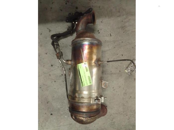 Gebrauchte Rußfilter Renault Clio IV (5R) 0.9 Energy TCE 90 12V Preis auf Anfrage angeboten von Autodemontage van de Laar