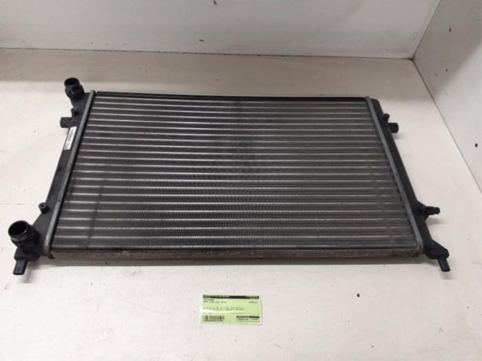 Usagé Radiateur Seat Leon (1P1) 1.6 Prix € 50,00 Règlement à la marge proposé par Autodemontage van de Laar