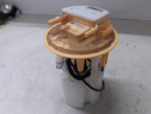 Used Electric fuel pump Citroen C5 Aircross (A4/AC/AJ/AR) 1.5 Blue HDi 130 16V Price on request offered by Autodemontage van de Laar