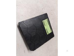 Usados Ordenador body control Skoda Rapid 1.4 TSI 16V Precio € 100,00 Norma de margen ofrecido por Autodemontage van de Laar