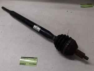 Used Front drive shaft, right Volkswagen Polo Price on request offered by Autodemontage van de Laar