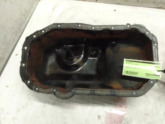 Gebrauchte Ölwanne Volkswagen Polo V (6R) 1.2 TSI Preis € 35,00 Margenregelung angeboten von Autodemontage van de Laar