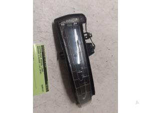 Used Indicator mirror left Mercedes E (W212) E-200 CDI 16V BlueEfficiency,BlueTEC Price on request offered by Autodemontage van de Laar