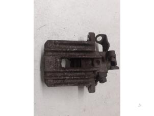 Used Rear brake calliper, right Seat Ibiza IV (6J5) 1.0 EcoTSI 12V Price on request offered by Autodemontage van de Laar