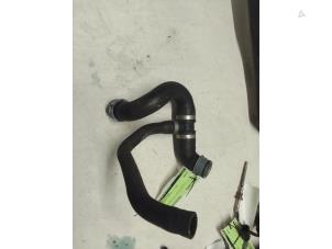 Used Radiator hose Mercedes Sprinter Tourer 3,5t (907.7) 316 CDI 2.1 D RWD Price € 25,00 Margin scheme offered by Autodemontage van de Laar