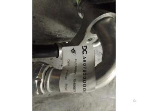 Używane Przewód klimatyzacji Mercedes Sprinter Tourer 3,5t (907.7) 316 CDI 2.1 D RWD Cena € 121,00 Z VAT oferowane przez Autodemontage van de Laar